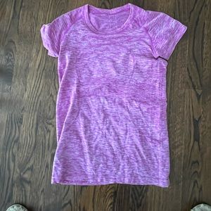 Lululemon Tee